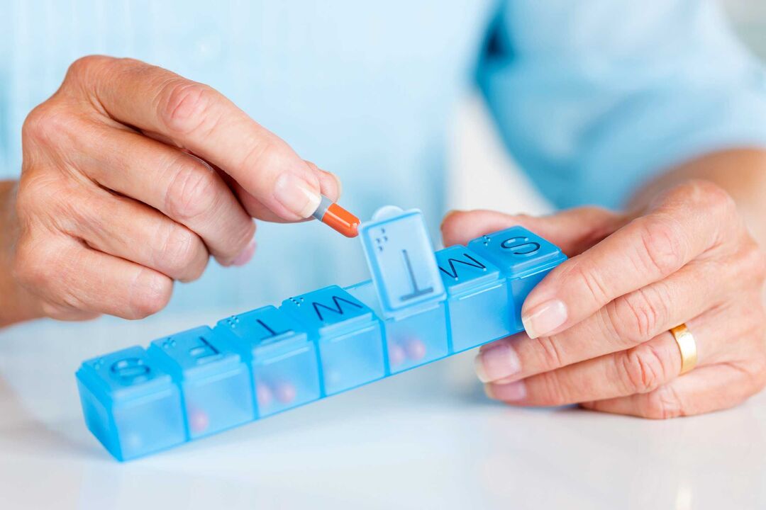 prescribe antibacterial medications for the treatment of prostatitis