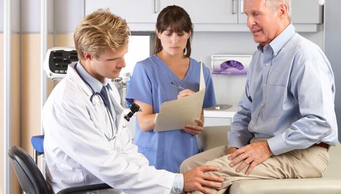 examination by a doctor to detect knee osteoarthritis